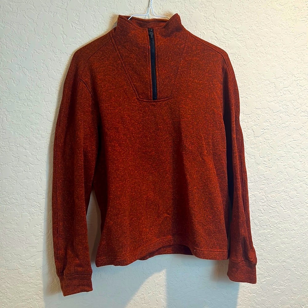 Red pullover sweater - Picture 2 of 2